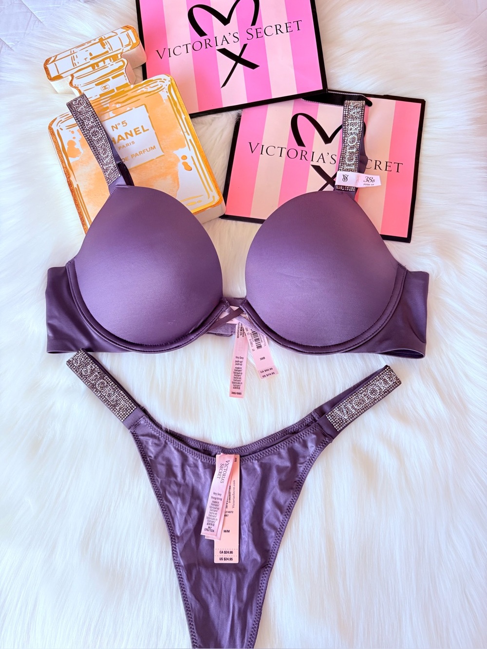 🩷🩷Victoria’s Secret logo shine strap bra and panty set (38B / M)🩷🩷